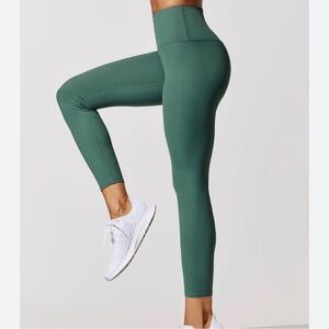 Carbon 38 High Rise Ribbed Leggings Size Small Hunter Green